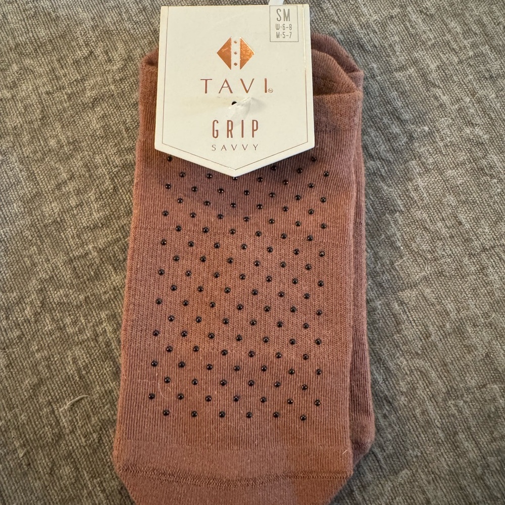 Tavi Grip Savvy Socks - Brown
